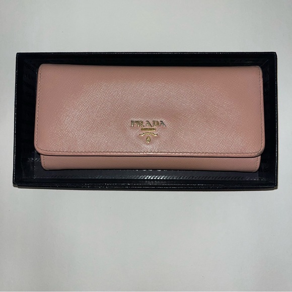 Orchid Pink PRADA Large Wallet & Detachable card holder on chain - Picture 2 of 16